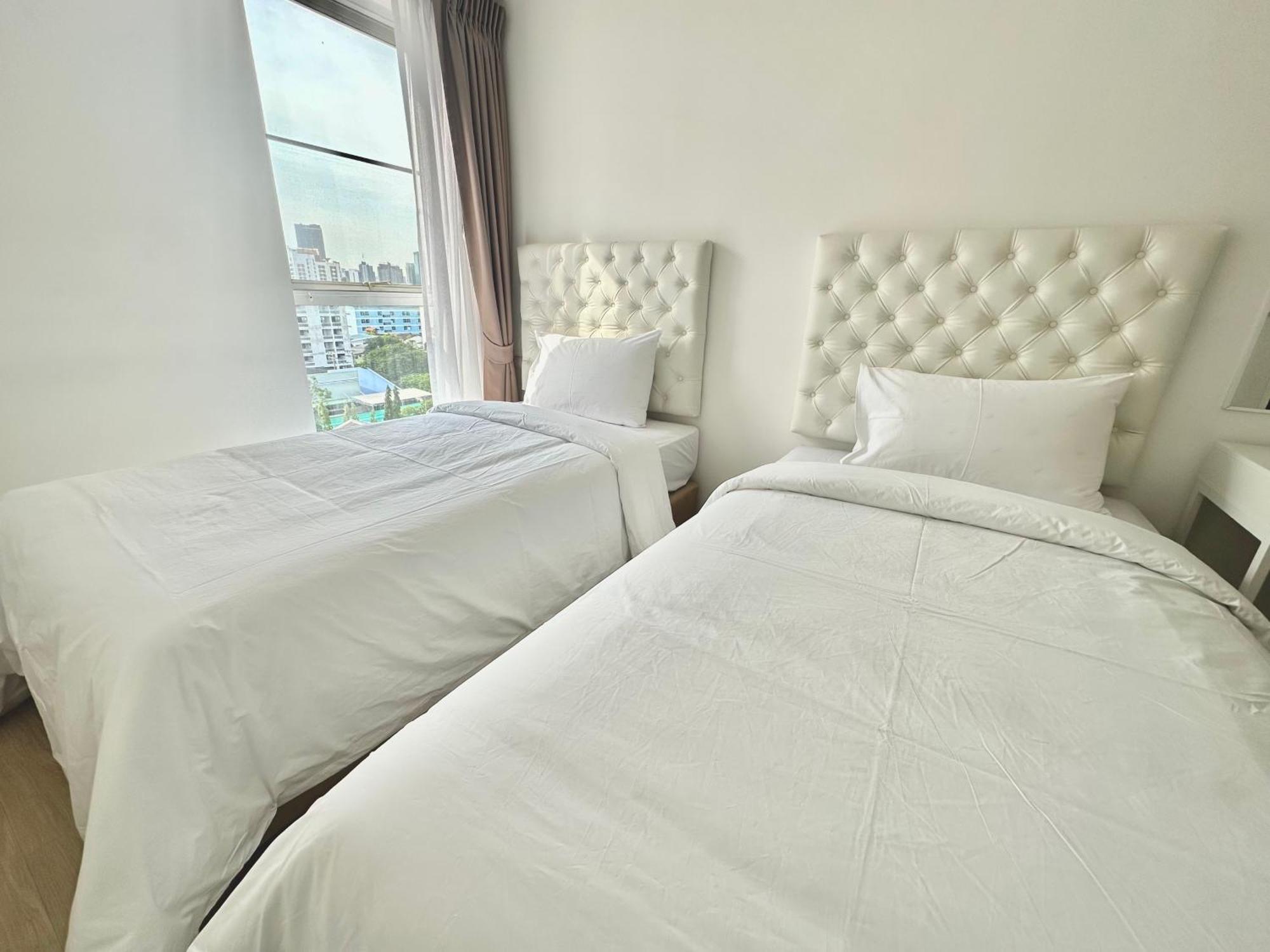 Town Sukhumvit 71 Apartment Bangkok Exterior photo