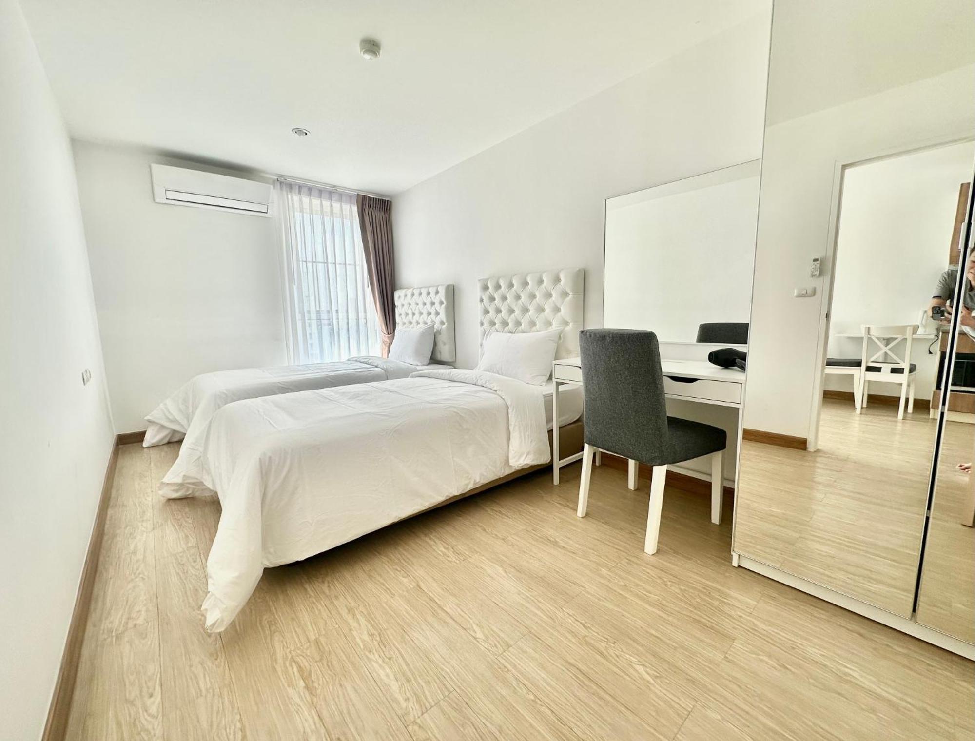 Town Sukhumvit 71 Apartment Bangkok Exterior photo
